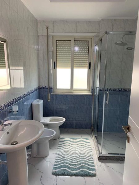 Tirane, jepet me qera apartament 2+1+BLK Kati 6, 110 m² 800 Euro (Kompleksi Vizion Plus)