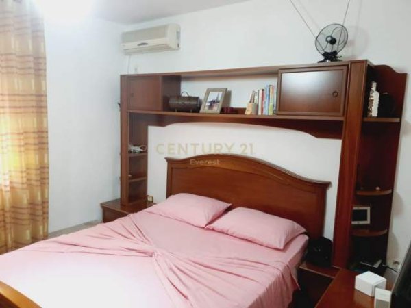 Tirane, shitet apartament 1+1 Kati 5, 56 m² 80.000 Euro (Rruga Ferit Xhajko,Restorant Durrësi)