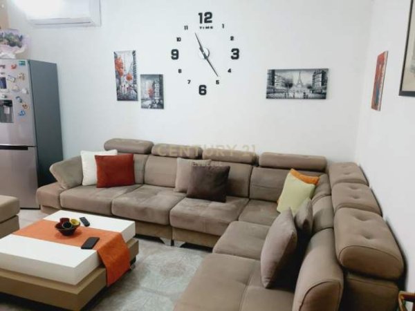 Tirane, shitet apartament 1+1 Kati 5, 56 m² 80.000 Euro (Rruga Ferit Xhajko,Restorant Durrësi)