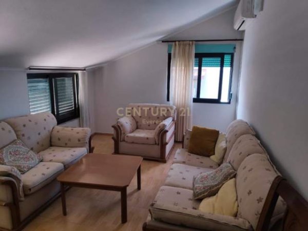 Tirane, shitet apartament 1+1 Kati 5, 100 m² 75.000 Euro (Kodra e Diellit)