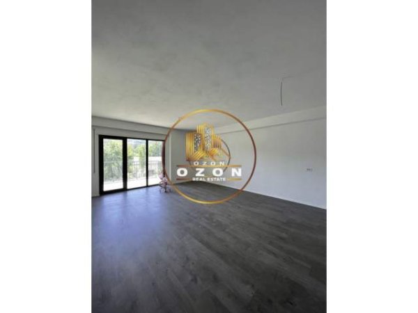 Apartament 1+1 për qira, i përshtatshëm për biznes – Kompleksi Olimpik!