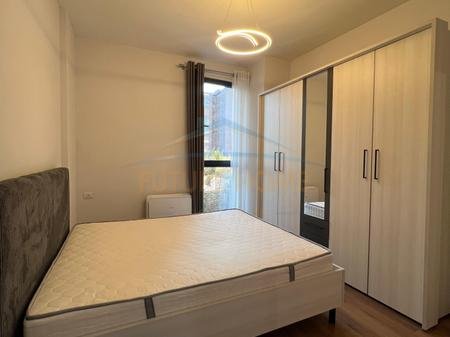 Tirane, shitet apartament 2+1+2+Ballkon Kati 1, 105 m² 195.000 € (Oxhaku)