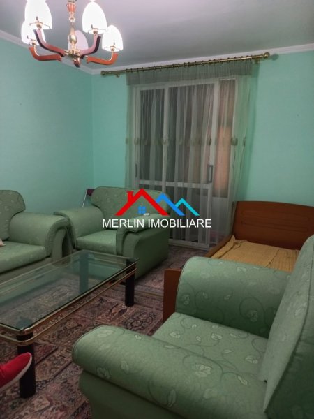 Tirane, jepet me qera apartament 2+1+Ballkon Kati 3, 60 m² 610 € (RRUGA E KAVAJES)