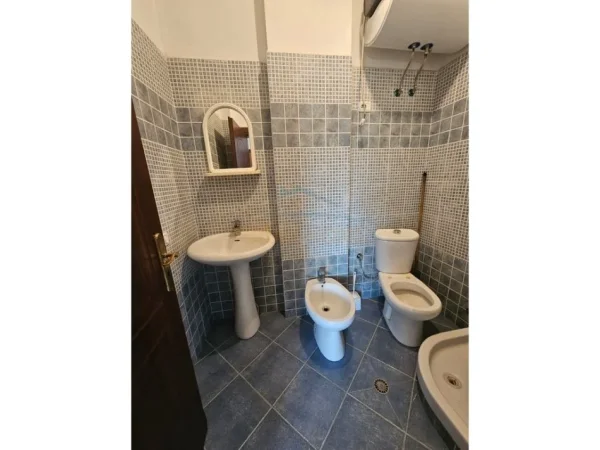 Durres, shitet apartament 1+1 Kati 4, 62 m² 73.500 € 