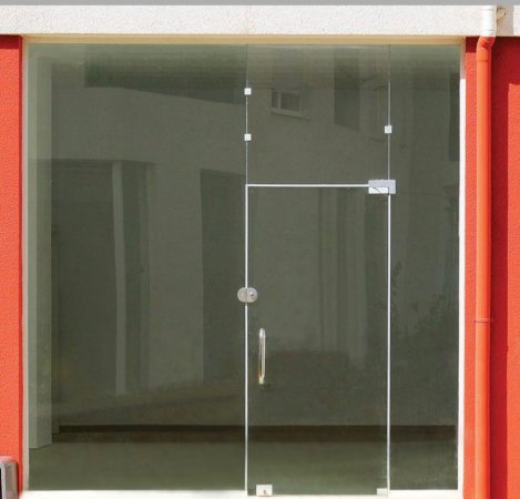 Tirane, jepet me qera dyqan Kati 0, 40 m² 900 € (BULEVARDI GJERGJ FISHTA)