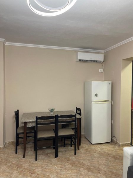 JEPET APARTAMENTI 1+1 ME QERA TEK SELVIA PRANË KOMPLEKSIT HALILI - 480 €uro
