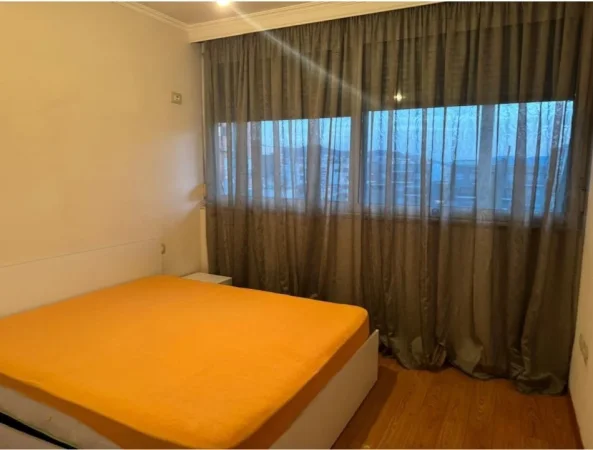 Tirane, jepet me qera apartament 1+1 Kati 6, 70 m² 560 € (rruga kavajes)