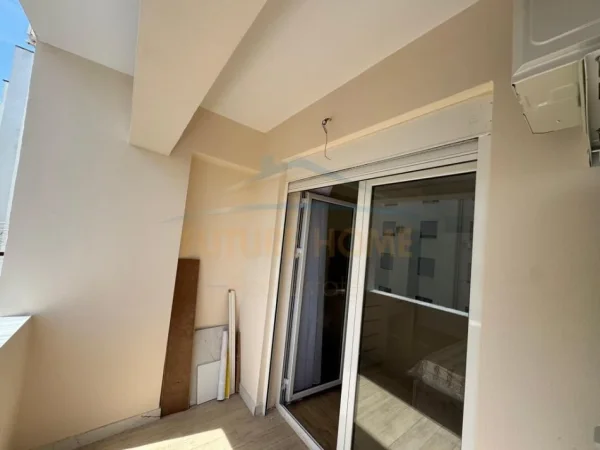 shitet apartament 2+1 Kati 4, 89 m² 180.000 €