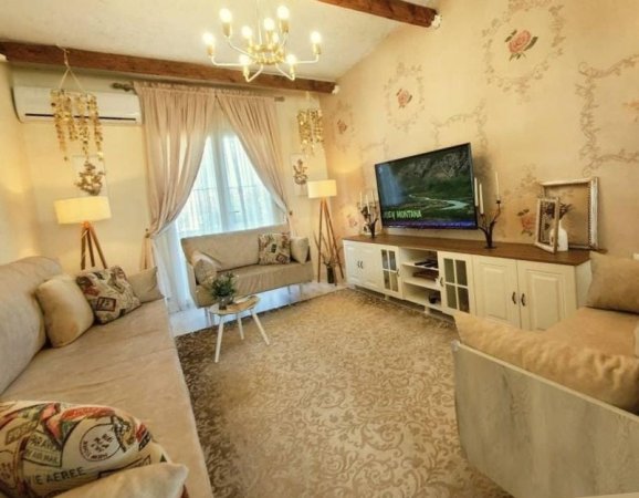 Tirane, shes apartament 2+1+Ballkon Kati 4, 100 m² 173.000 € (RRUGA SIRIR KODRA)