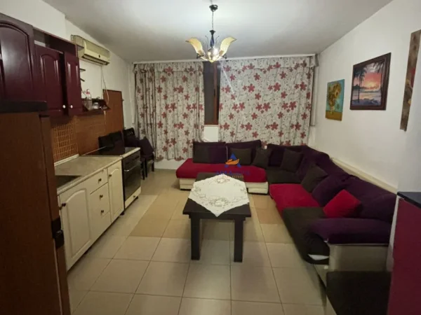 Tirane, shitet apartament 1+1 , 56 m² 125.000 € (NDODHET PRANE XHAMISE TE TABAKEVE)