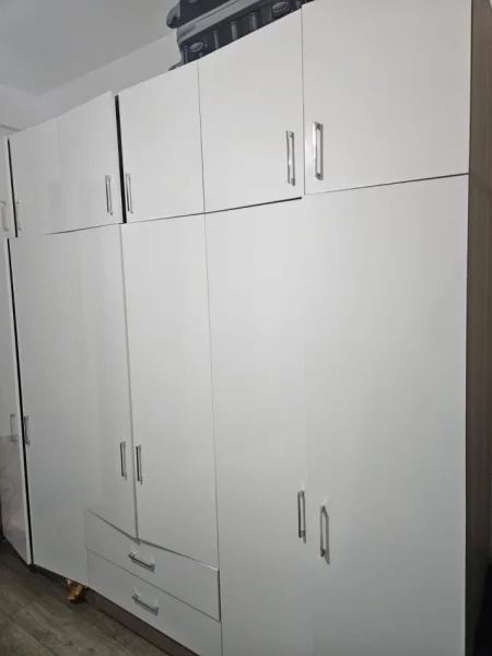 Tirane, jepet me qera apartament 1+1+Ballkon Kati 6, 60 m² 500 €