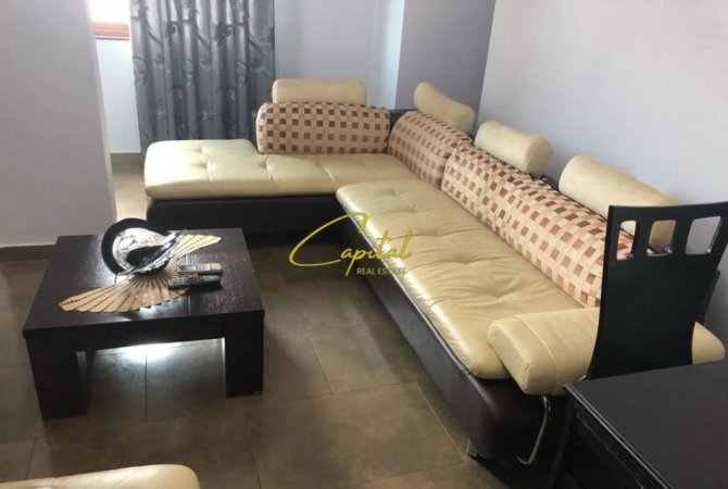Tirane, jepet me qera apartament 2+1 Kati 5, 90 m² 650 € (SELVIA)