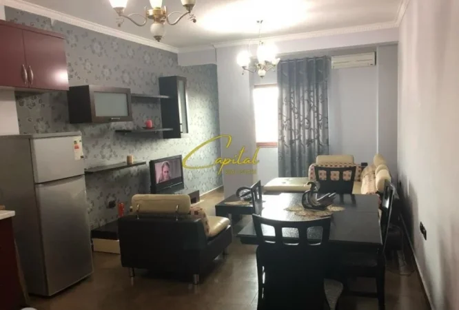 Tirane, jepet me qera apartament 2+1 Kati 5, 90 m² 650 € (SELVIA)