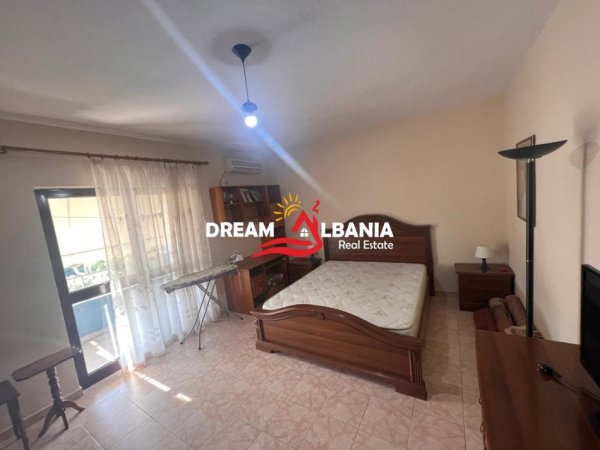 Tirane, jepet me qera apartament 2+1 , 101 m² 550 €