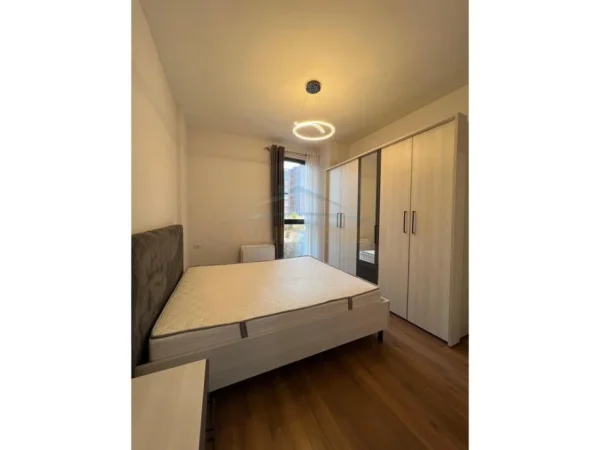 Tirane, shitet apartament 2+1+Ballkon Kati 1, 105 m² 195.000 € 