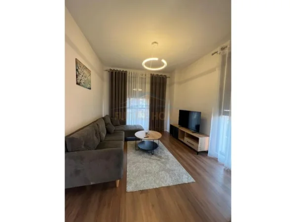 Tirane, shitet apartament 2+1+Ballkon Kati 1, 105 m² 195.000 € 
