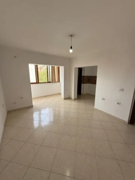 Tirane, shitet apartament 1+1+Aneks+Ballkon Kati 4, 63 m² 60.000 € (kamez)