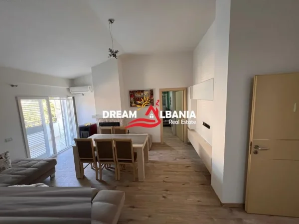 Tirane, shitet apartament 2+1+Ballkon Kati 4, 135 m² 179.500 € (ne Fresk perballe Restorant Freskut)