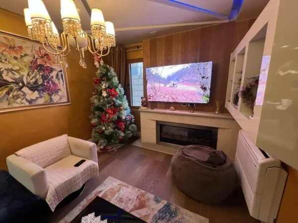 Tirane, jepet me qera apartament 3+1+Ballkon Kati 5, 110 m² 750 € (RRUGA TEODOR KEKO, KAZA MARKET, ASTIR)