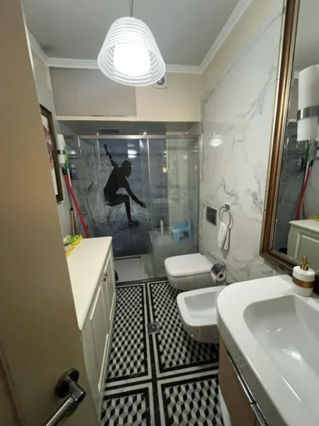 Tirane, jepet me qera apartament 3+1+Ballkon Kati 5, 110 m² 750 € (RRUGA TEODOR KEKO, KAZA MARKET, ASTIR)