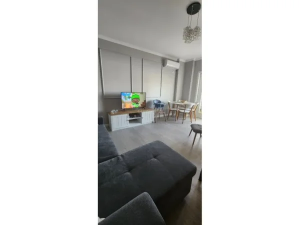 Tirane, jepet me qera apartament 2+1 Kati 6, 102 m² 800 € (Rr.e Kavajes)