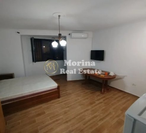 Tirane, jepet me qera garsonier 1+1 Kati 1, 34 m² 300 € (Sheshi Willson)