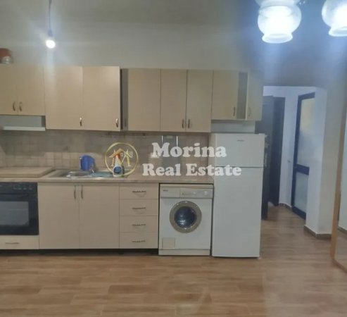 Tirane, jepet me qera garsonier 1+1 Kati 1, 34 m² 300 € (Sheshi Willson)