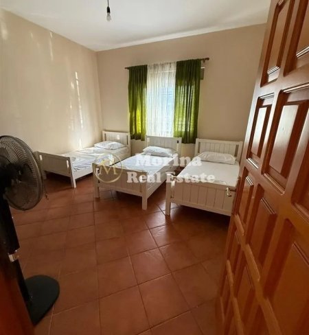 Tirane, jepet me qera shtepi 2+1 Kati 1, 100 m² 450 € (Rruga Veli Dedi)