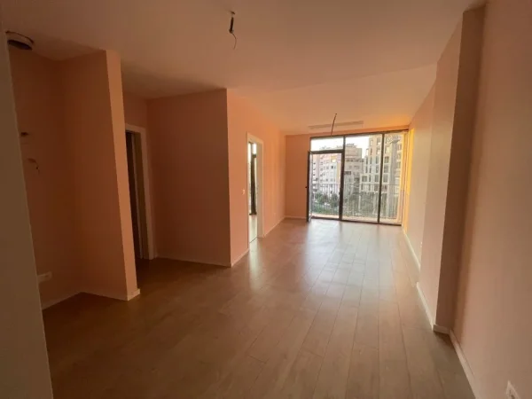 Tirane, jepet me qera apartament 1+1 Kati 3, 64 m² 850 € (LAKE VIEW)