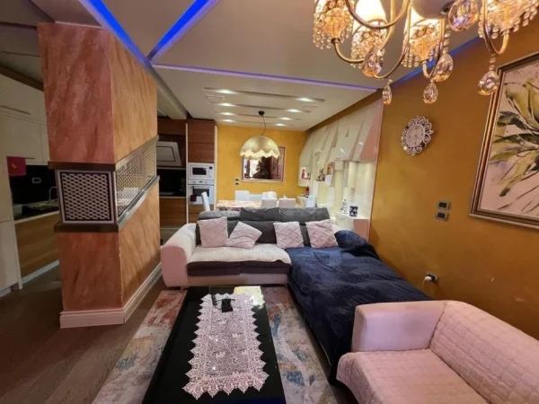 Tirane, jepet me qera apartament 3+1+Aneks+Ballkon Kati 5, 115 m² 750 € (Rruga Teodor Keko)