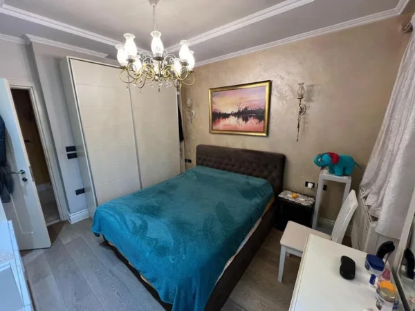 Tirane, jepet me qera apartament 3+1+Aneks+Ballkon Kati 5, 115 m² 750 € (Rruga Teodor Keko)