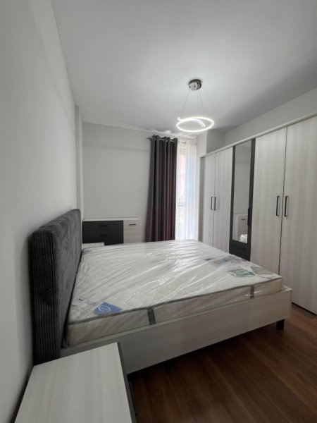 Tirane, shes apartament 2+1+Ballkon Kati 2, 105 m² 195.000 € 