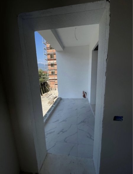 Tirane, shes apartament 2+1 Kati 2, 95 m² 100.000 € (Paskuqan)
