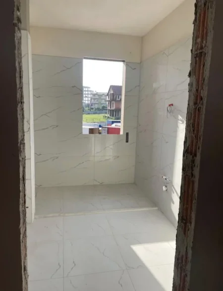 Tirane, shes apartament 2+1 Kati 2, 95 m² 100.000 € (Paskuqan)