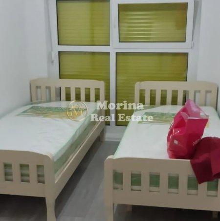 Tirane, jepet me qera apartament 2+1 Kati 3, 85 m² 470 € (Ali Demi)