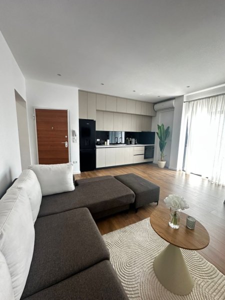 Durres, shes apartament 2+1+Ballkon Kati 5, 90 m² (• 2+1+2 me 2 ballkone Adresa: Ish Urt Durres)