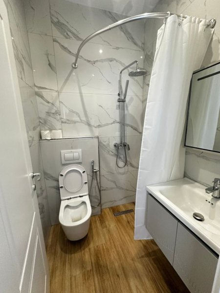 Durres, shes apartament 2+1+Ballkon Kati 5, 90 m² (• 2+1+2 me 2 ballkone Adresa: Ish Urt Durres)