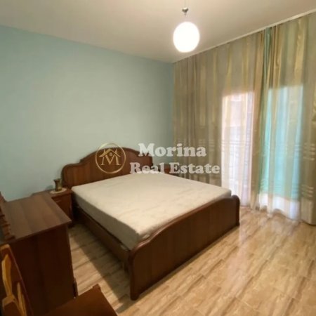 Tirane, jepet me qera Vile 2 Katshe Kati 2, 120 m² 450 € (Rruga Mbreteresha Teute)