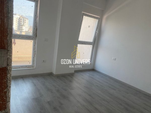 Tirane, shitet apartament 1+1+Ballkon Kati 5, 60 m² 125.000 € (Kompleksi &quot;Aura&quot; , Rruga Dritan Hoxha)