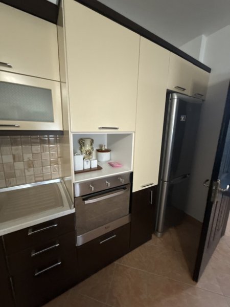 Tirane, jap me qera apartament+verande | Penthouse 2+1+Ballkon , 120 m² 350 € (Afer casa italia)