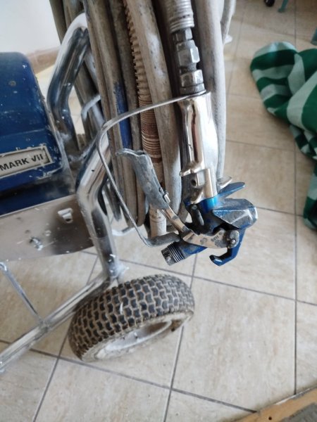 Durres, shes Pompe spruco airless 4500 €