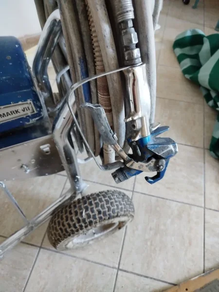 Durres, shes Pompe spruco airless 4500 €