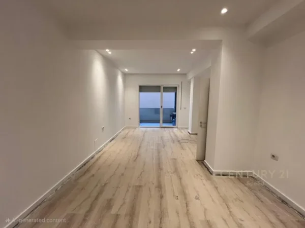 Tirane, jepet me qera ambjent biznesi Kati 4, 97 m² 500 € (Rruga e Dibres)