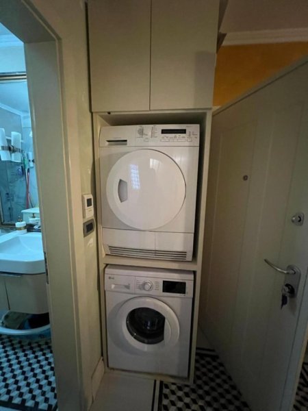 Tirane, jepet me qera apartament 3+1+Ballkon Kati 5, 110 m² 750 € (Astir)