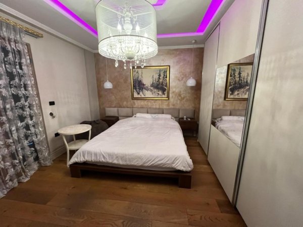 Tirane, jepet me qera apartament 3+1+Ballkon Kati 5, 110 m² 750 € (Astir)