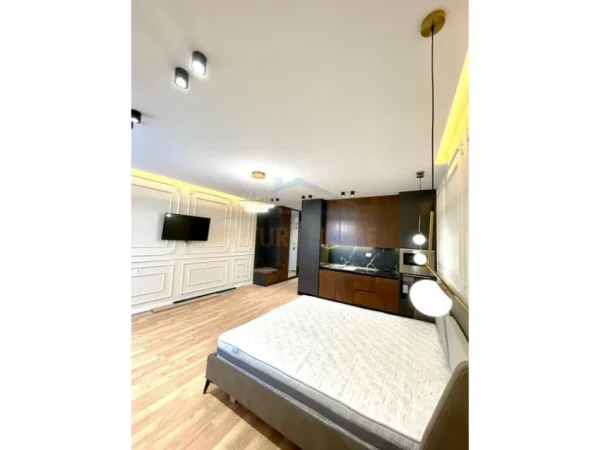 Tirane, jepet me qera apartament 1+1 Kati 10, 52 m² 580 € (Kompleksi Square21)