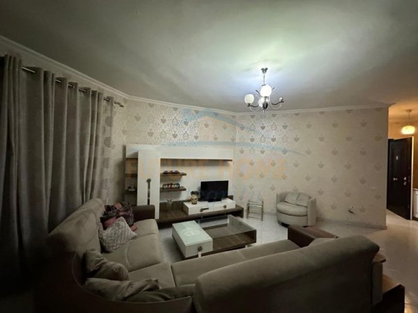 Tirane, jepet me qera apartament 2+1 Kati 4, 100 m² 550 € (Don Bosko)