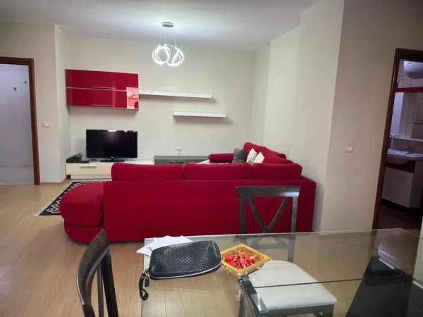 Tirane, jepet me qera apartament 2+1 Kati 6, 100 m² 750 € (Bulevardi Bajram Curri)