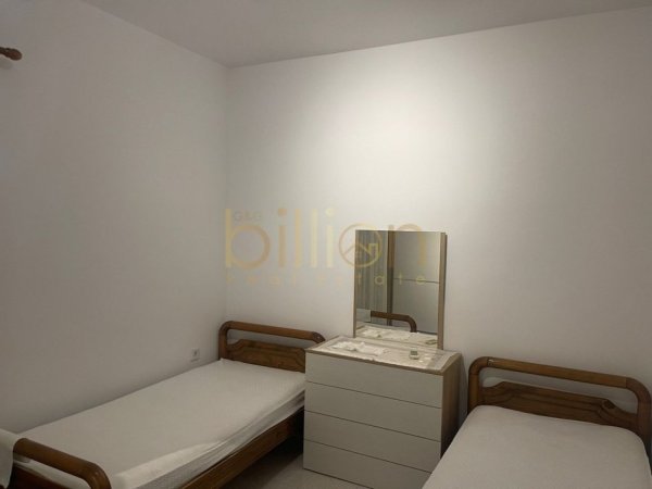 Tirane, jepet me qera 2+1+Ballkon , 143 m² 680 € (Qyetet studenti)