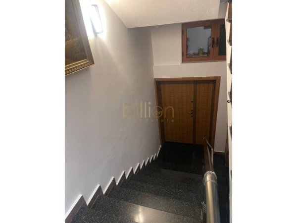 Tirane, jepet me qera 2+1+Ballkon , 143 m² 680 € (Qyetet studenti)